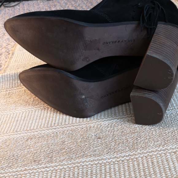 Lucky Brand black suede fringe ankle boots - size 8.5 - Picture 4 of 4